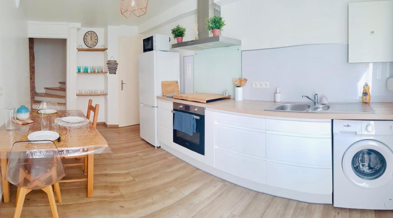 Thuir, Charmante Maison T2 Climatisee Villa Kültér fotó